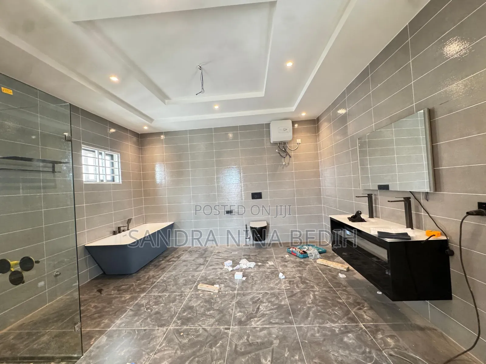 4bdrm Duplex in East Legon, American House for sale