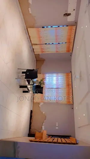 5bdrm House in Tema Metropolitan for sale