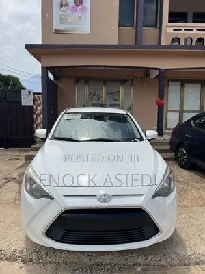 Toyota Yaris iA 1.5 FWD 2017 White