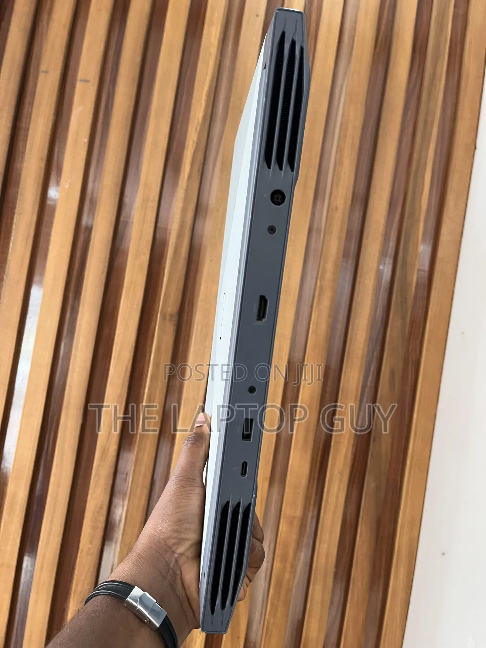 Laptop Dell G15 5535 16GB AMD Ryzen 5 SSD 512GB