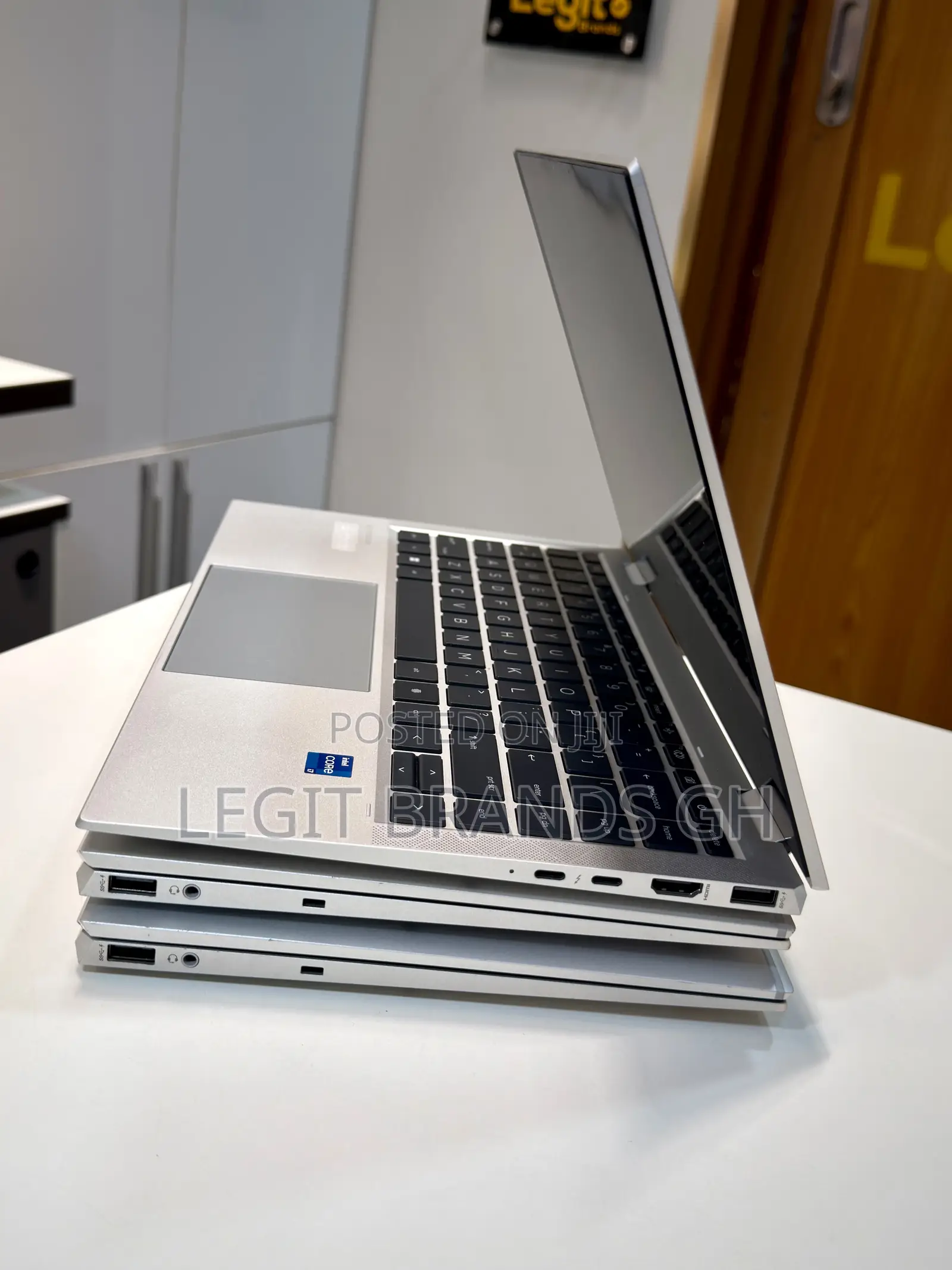 Laptop HP EliteBook 1040 G8 16GB Intel Core i7 SSD 512GB