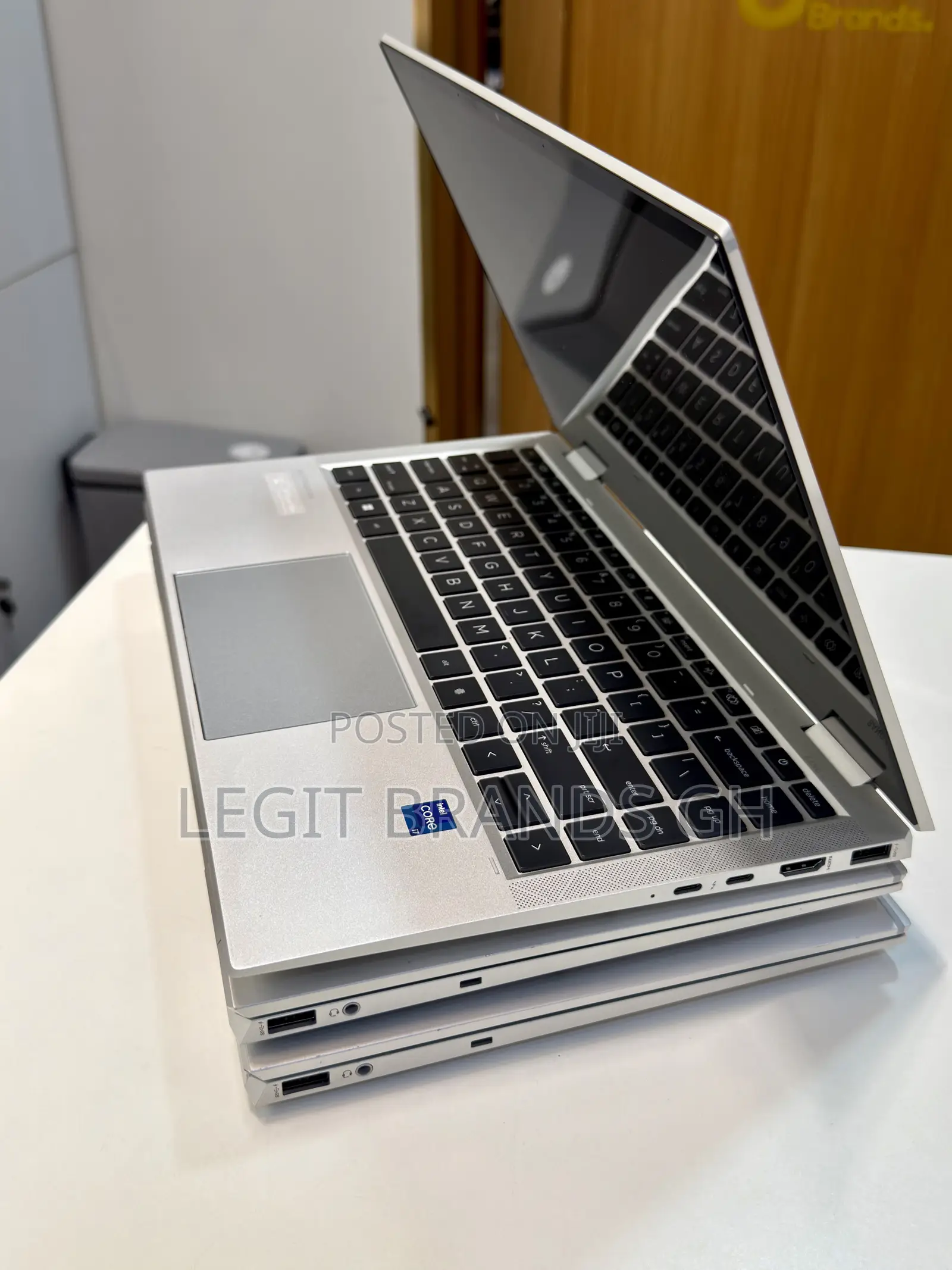 Laptop HP EliteBook 1040 G8 16GB Intel Core i7 SSD 512GB