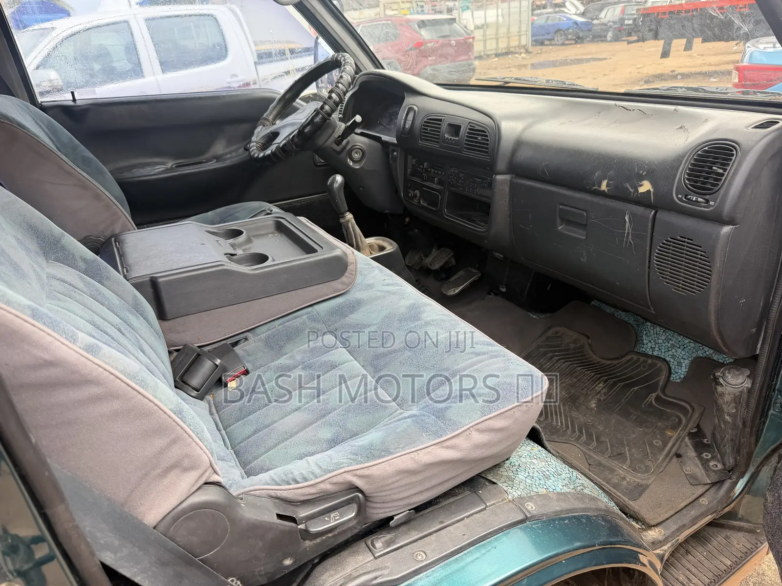 Hyundai H1 2010 Green
