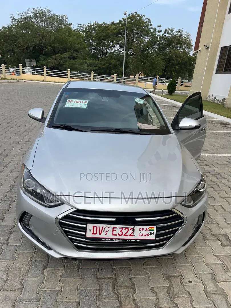 Hyundai Elantra ECO Sedan FWD (1.4L 4cyl 7A) 2017 Silver