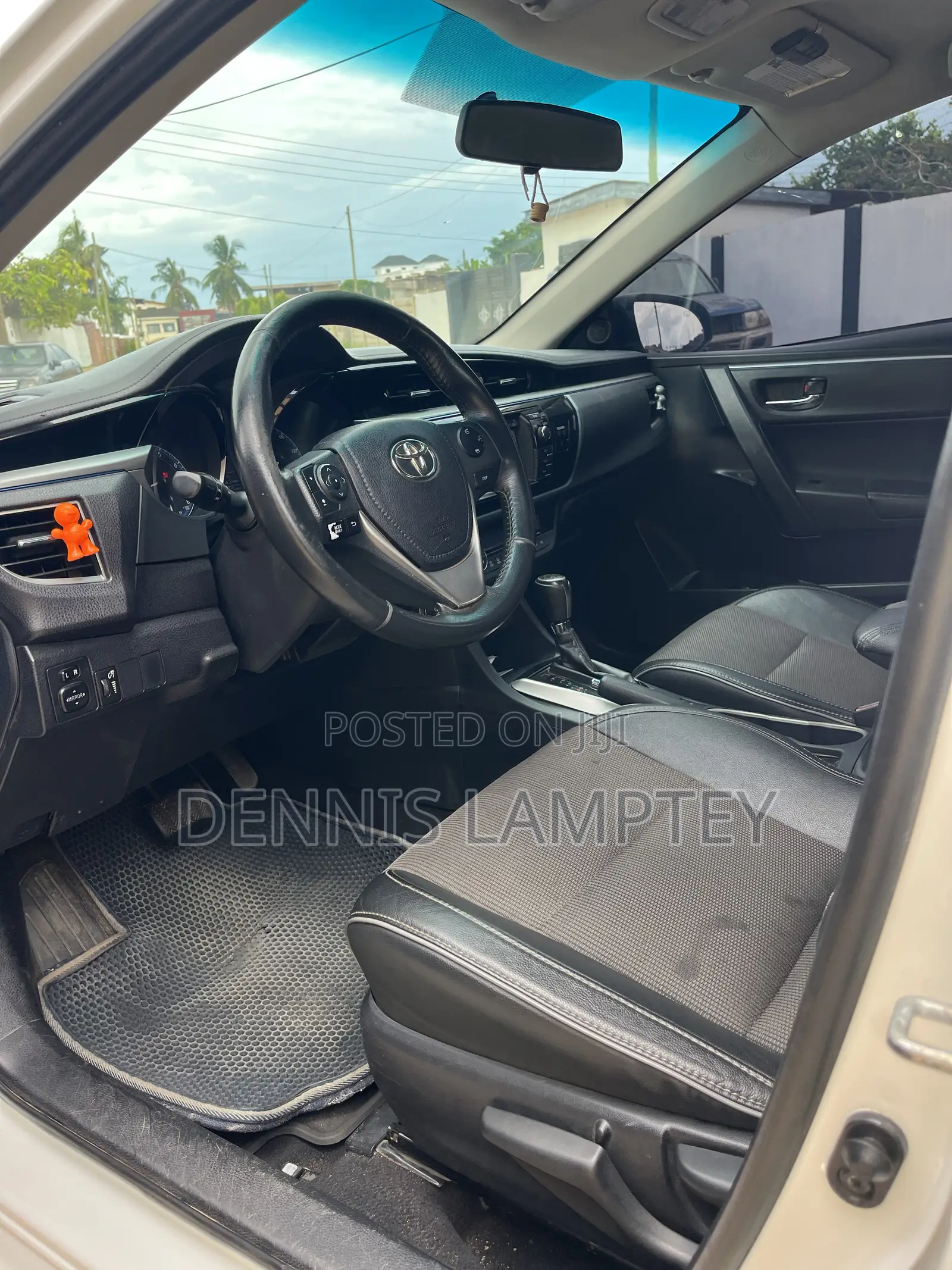 Toyota Corolla 2016 White
