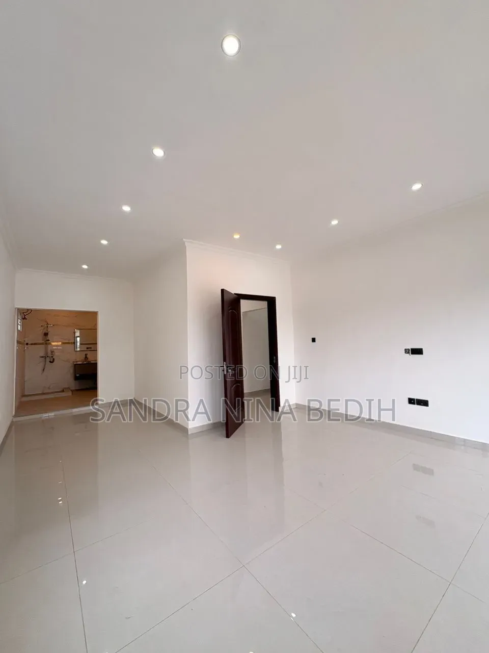 4bdrm Duplex in Agbogba, Cemetery Area for sale