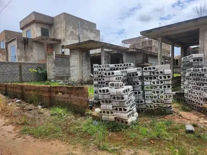 3bdrm House in Testimonial Building, Police Station for sale