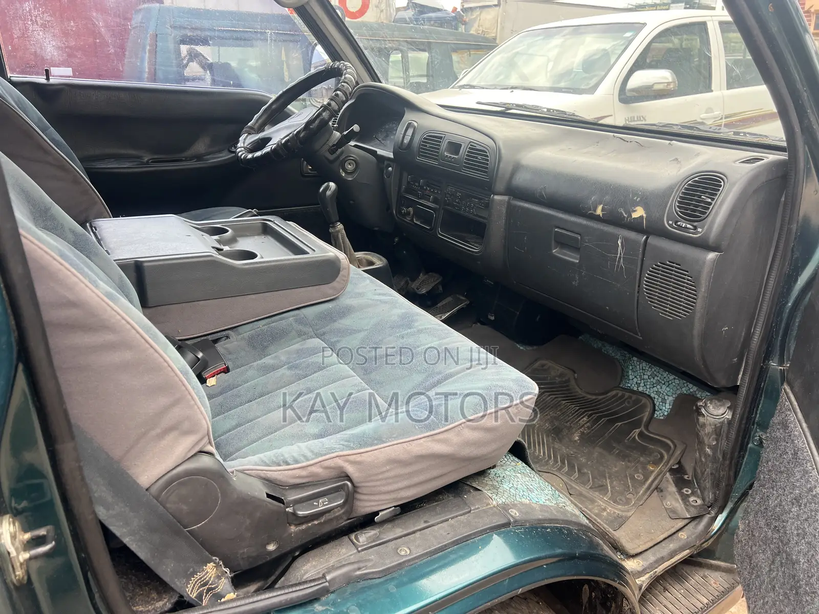 Hyundai H-100 2000 Green
