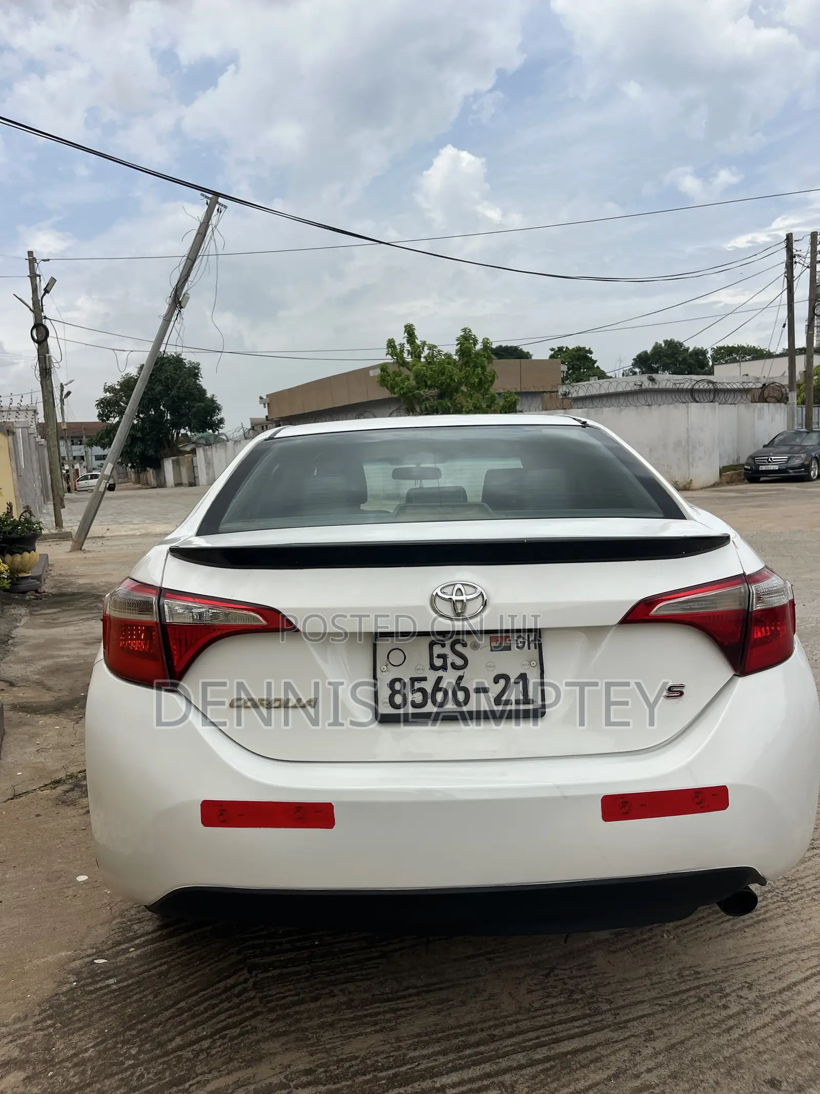 Toyota Corolla 2016 White