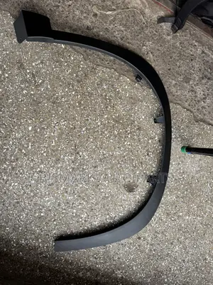 Toyota Highlander Grand Fender Moulding