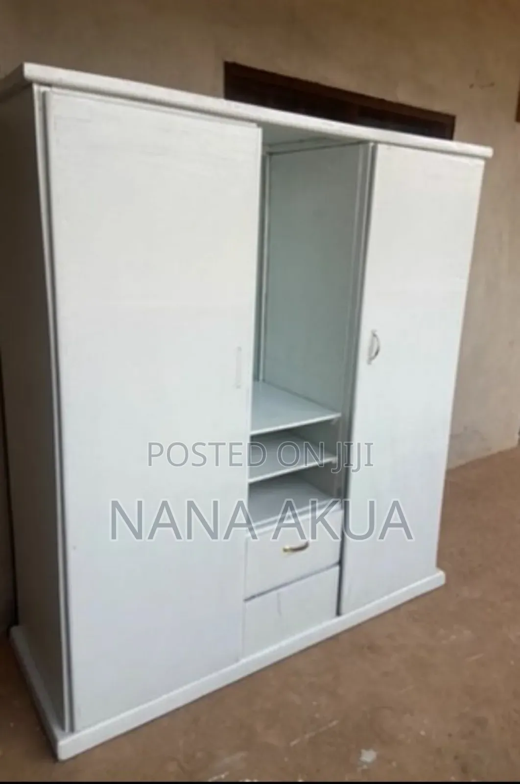 3 in 1 Wardrobe With Mirror
