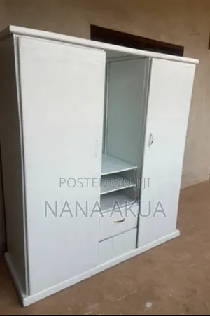 3 in 1 Wardrobe With Mirror
