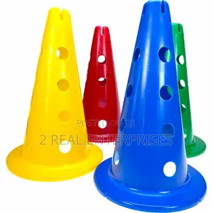 Multi-Functional Football Training Cones With for Obstacle Courses 5pc