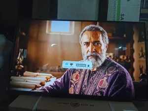 Enjoy Netflix Youtube on Samsung 43-Inch Smart Tv