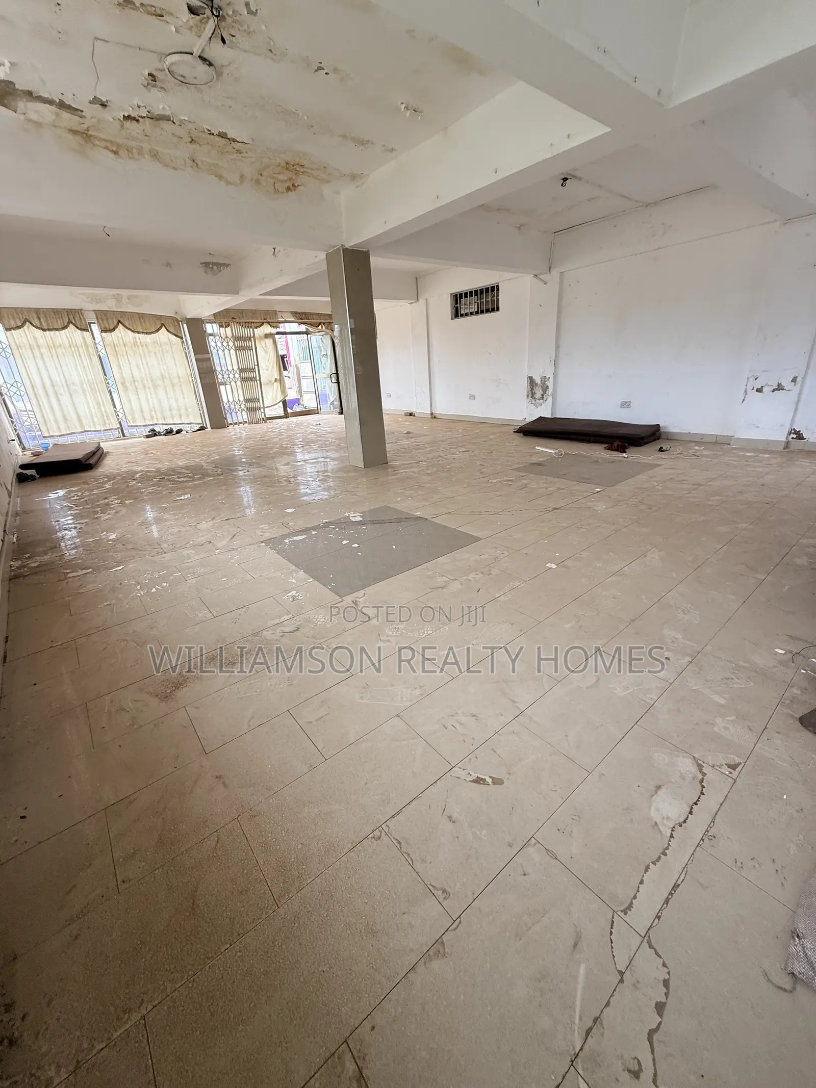 Double Road Side Shop/Store/Warehouse/Office Space 4rent, Spintex