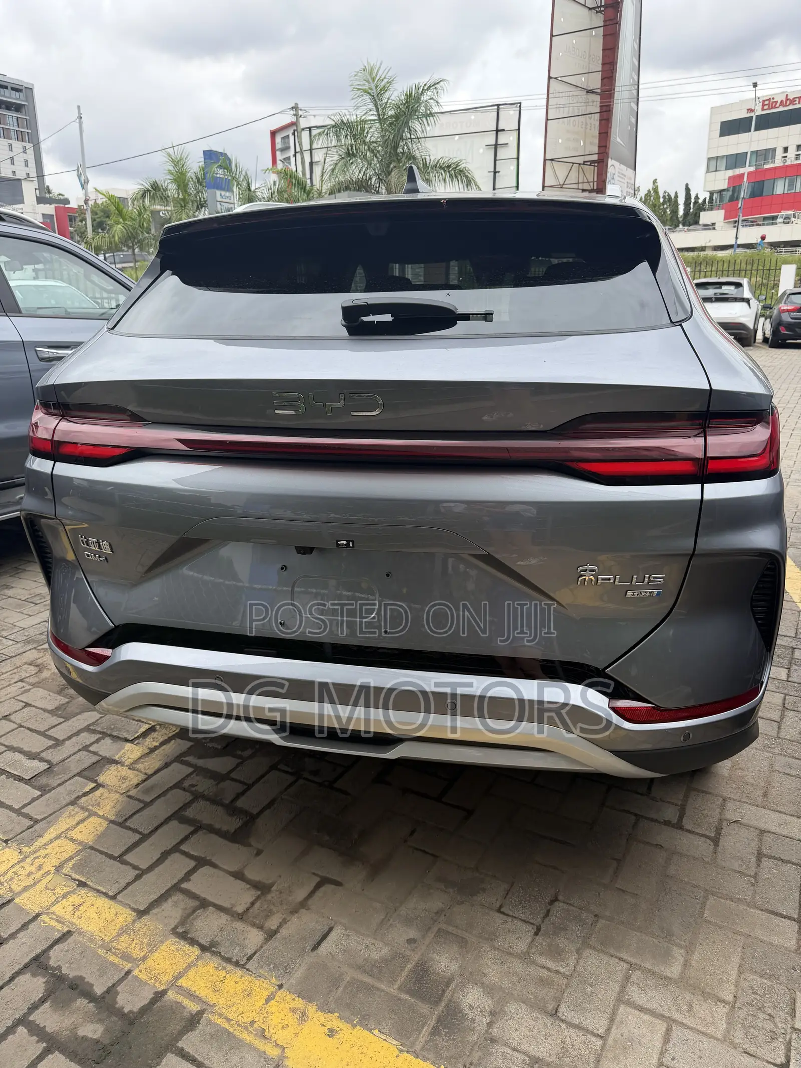 New BYD Song Plus DM-i 2025 Gray