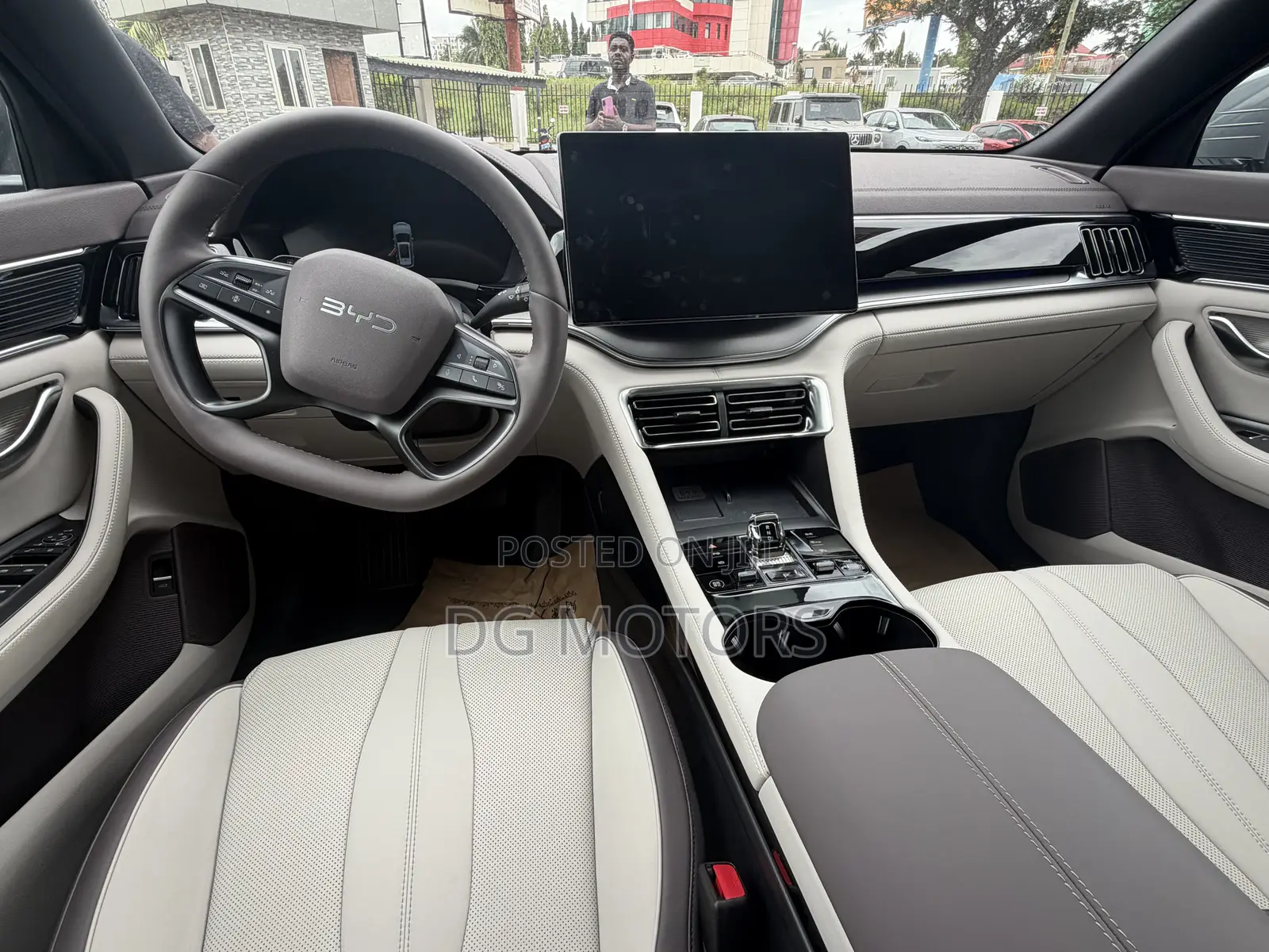 New BYD Song Plus DM-i 2025 Gray