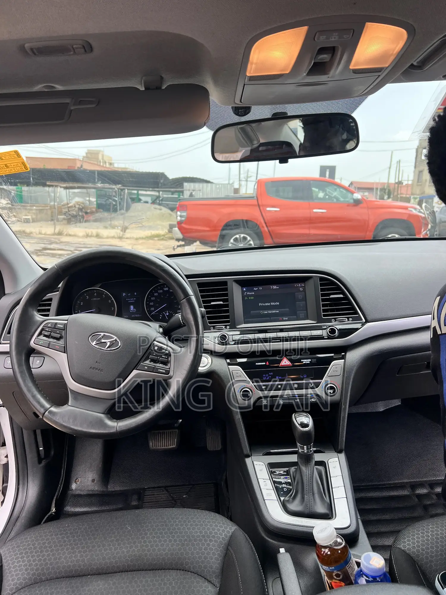 Hyundai Elantra Limited Sedan FWD (2.0L 4cyl 6A) 2017 White
