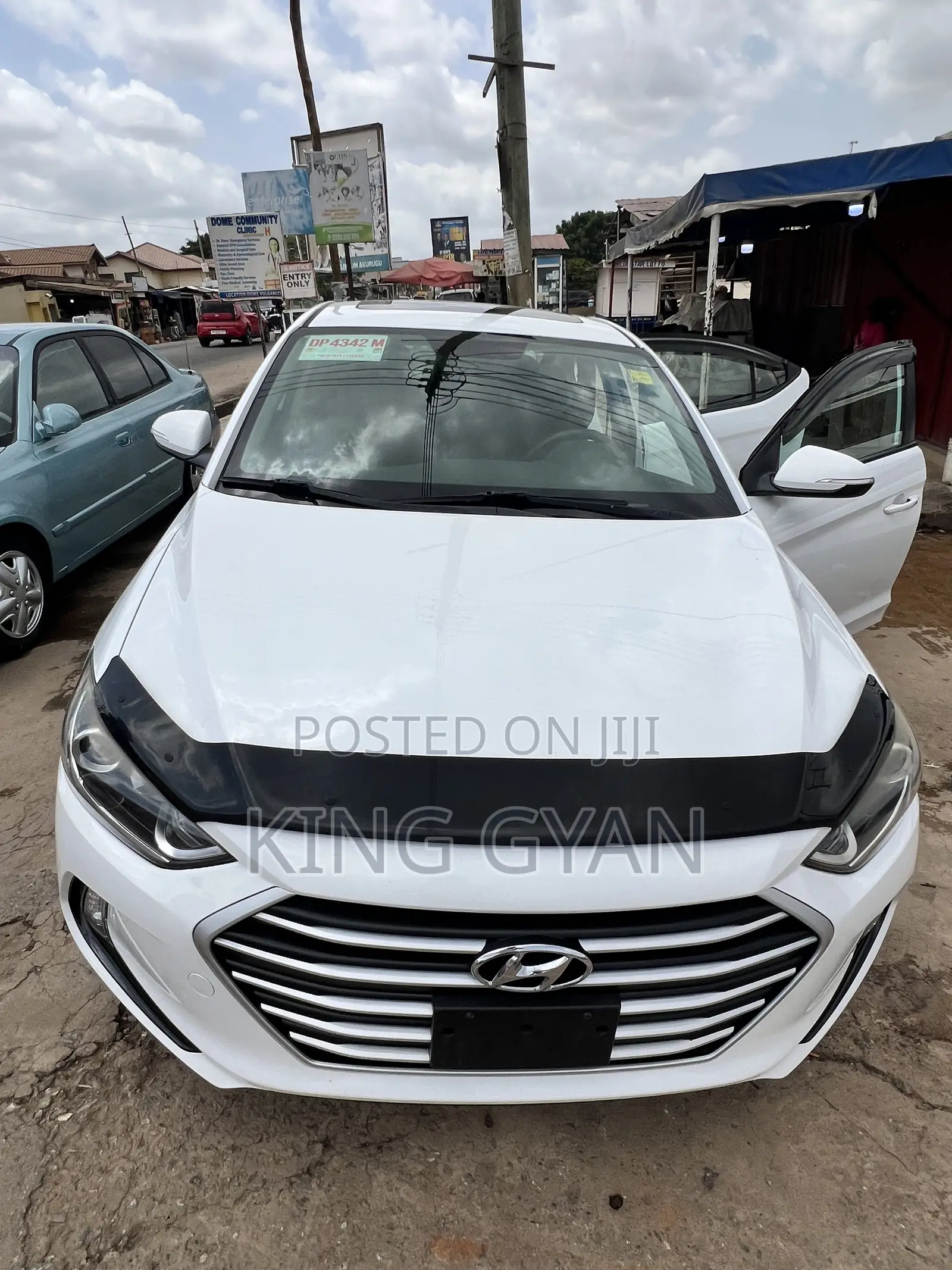 Hyundai Elantra Limited Sedan FWD (2.0L 4cyl 6A) 2017 White