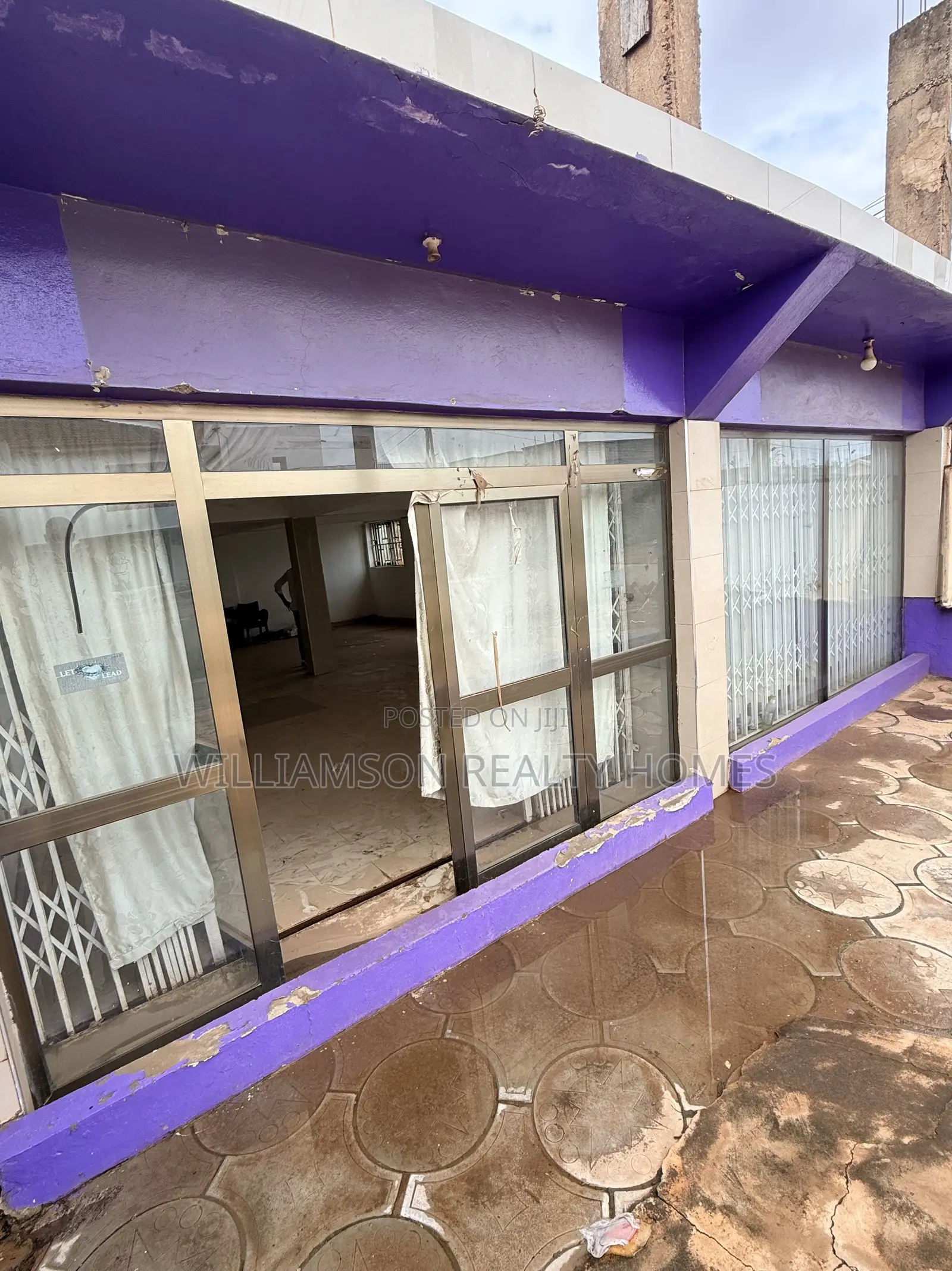 Double Road Side Shop/Store/Warehouse/Office Space 4rent, Spintex