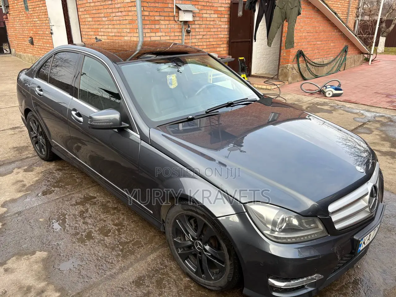 Mercedes-Benz C220 2013 Gray