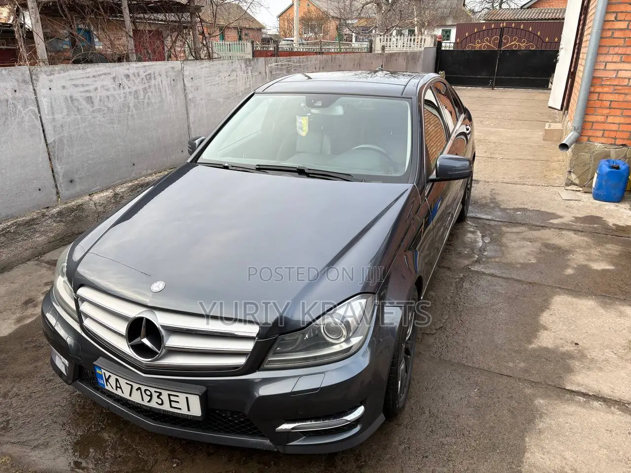 Mercedes-Benz C220 2013 Gray