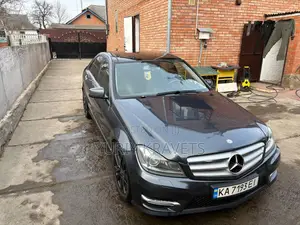 Mercedes-Benz C220 2013 Gray