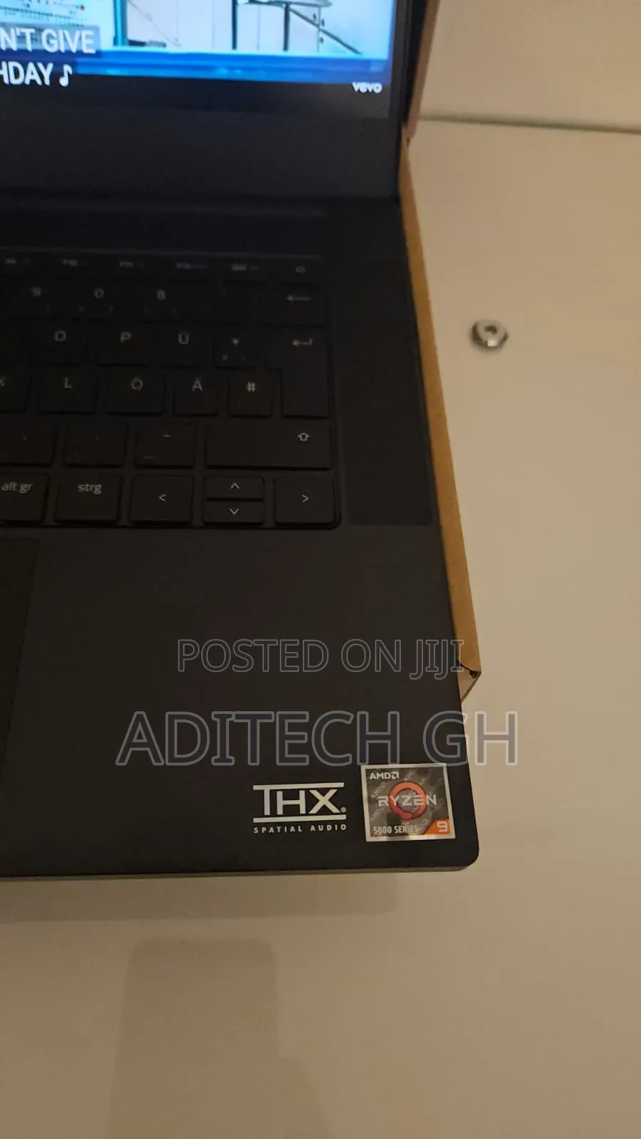 New Laptop Razer Blade 16GB AMD Ryzen 9 SSD 1T