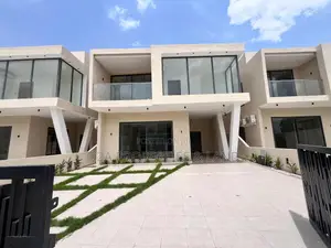 4bdrm House in Adjiringanor, Ability for sale