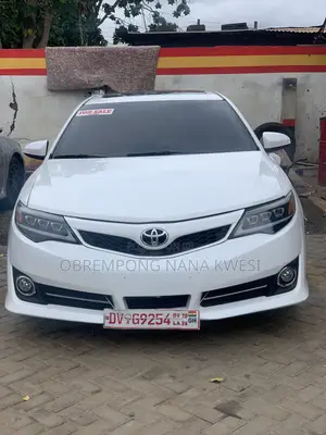 Toyota Camry 2014 White