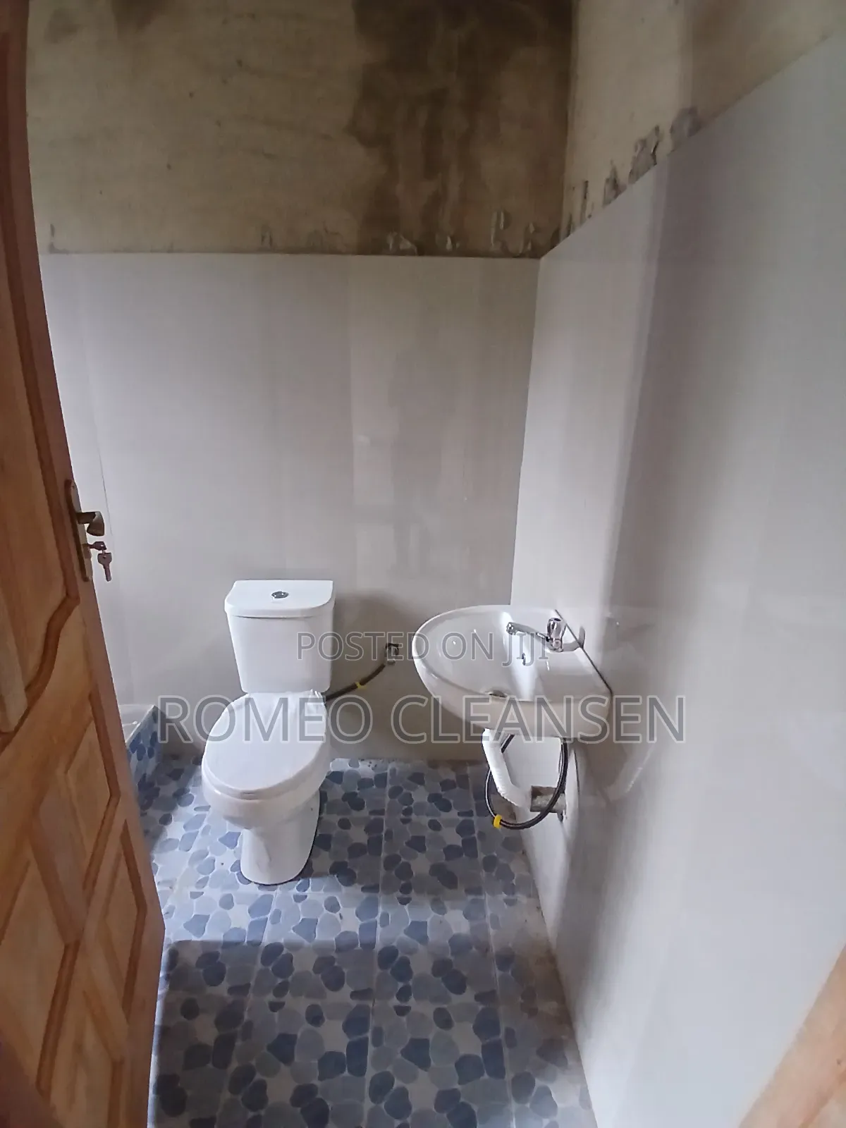 1bdrm Apartment in Atonsu Feyiase, Kumasi Metropolitan for rent