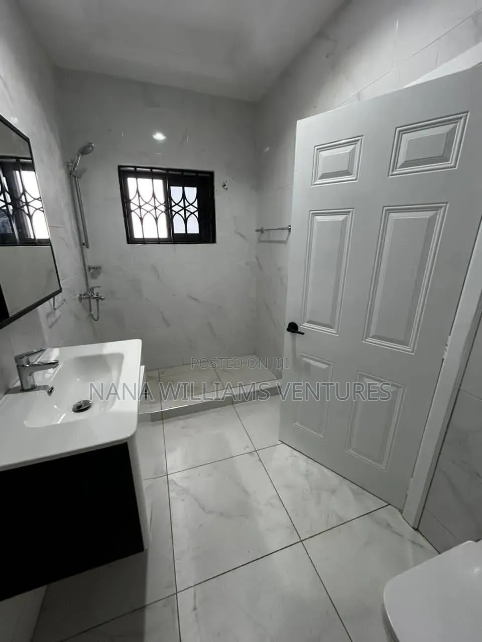 2bdrm Apartment in Leakside Haatso, Ga East Municipal for rent