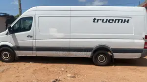 Mercedes-Benz Sprinter 2012 White