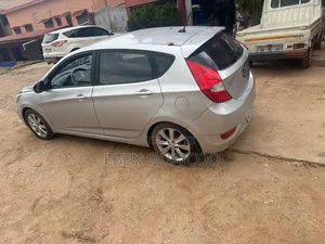 Hyundai Accent 2013 Silver