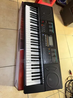 PSR-483 61-Key Electronic Keyboard