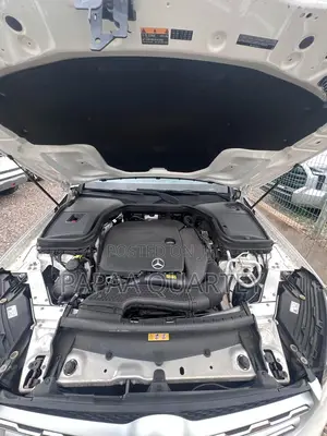 Mercedes-Benz GLC-Class 2021 White