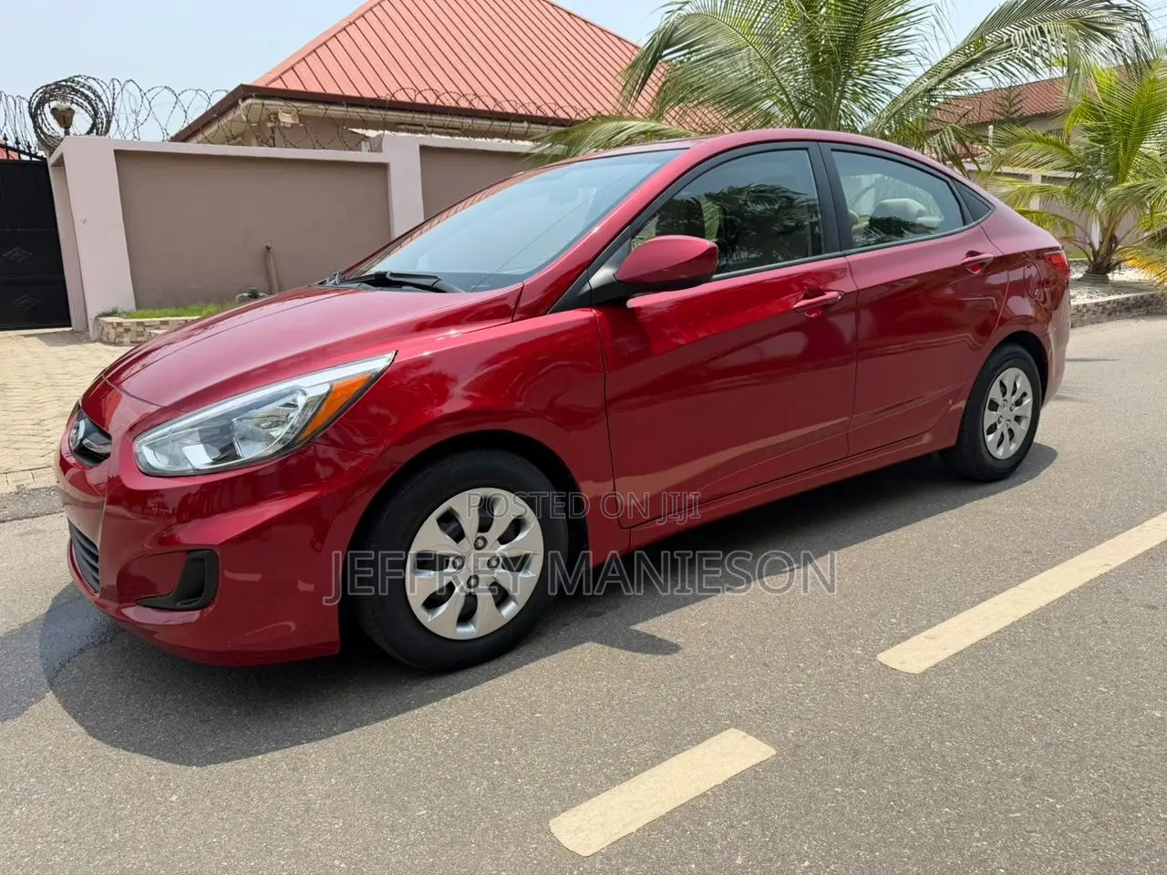 Hyundai Accent 2016 Red