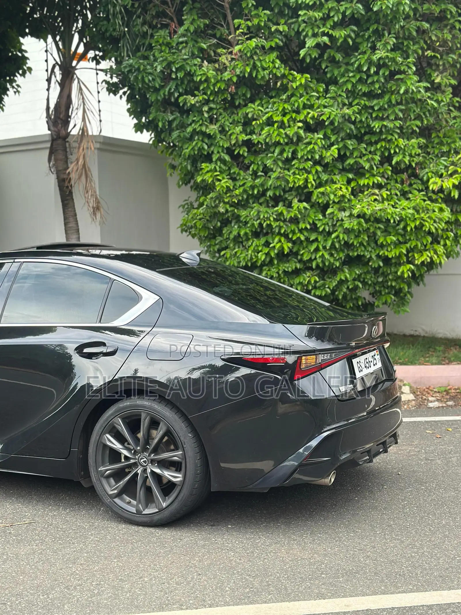 Lexus IS 2022 Black