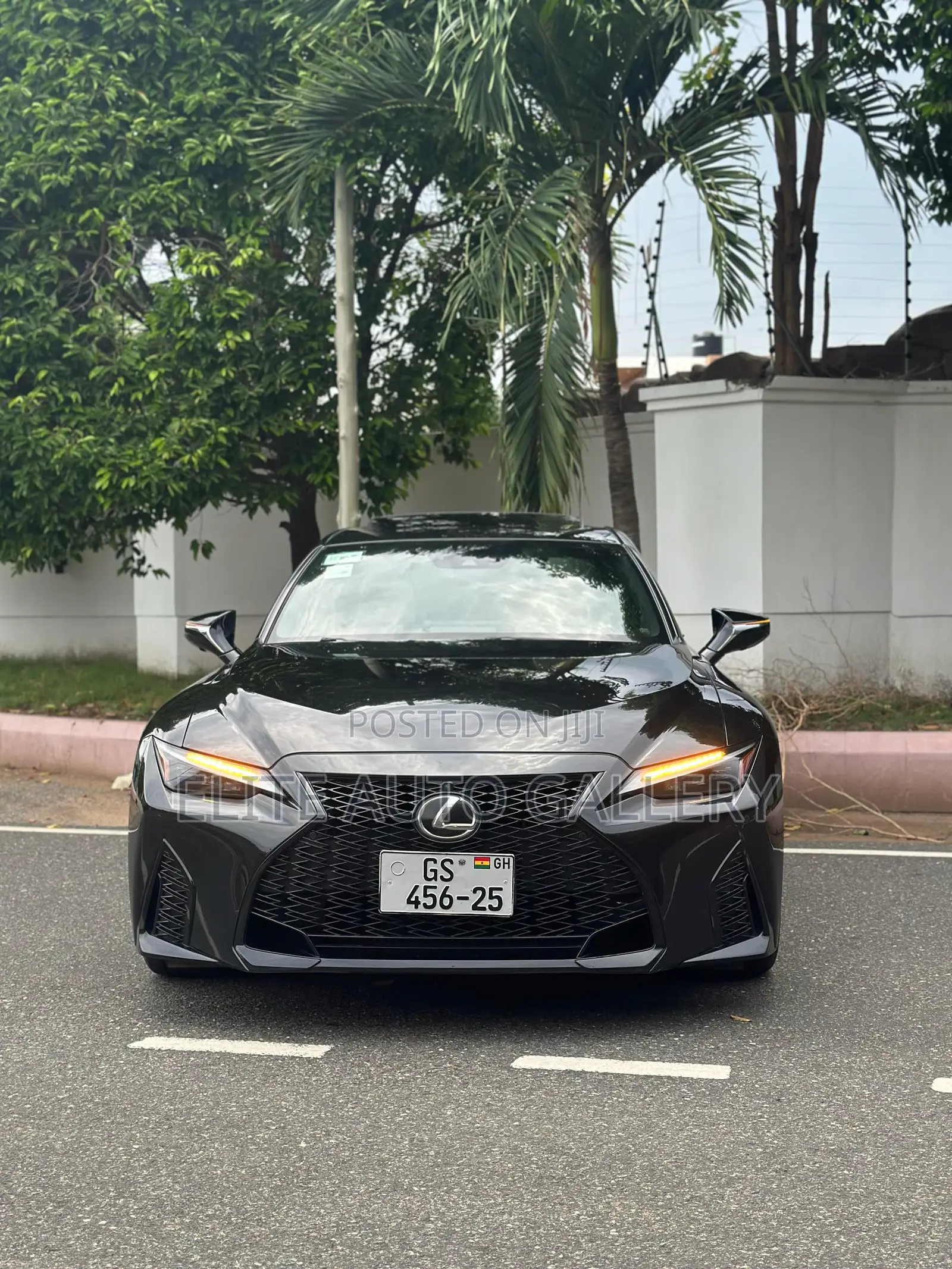 Lexus IS 2022 Black