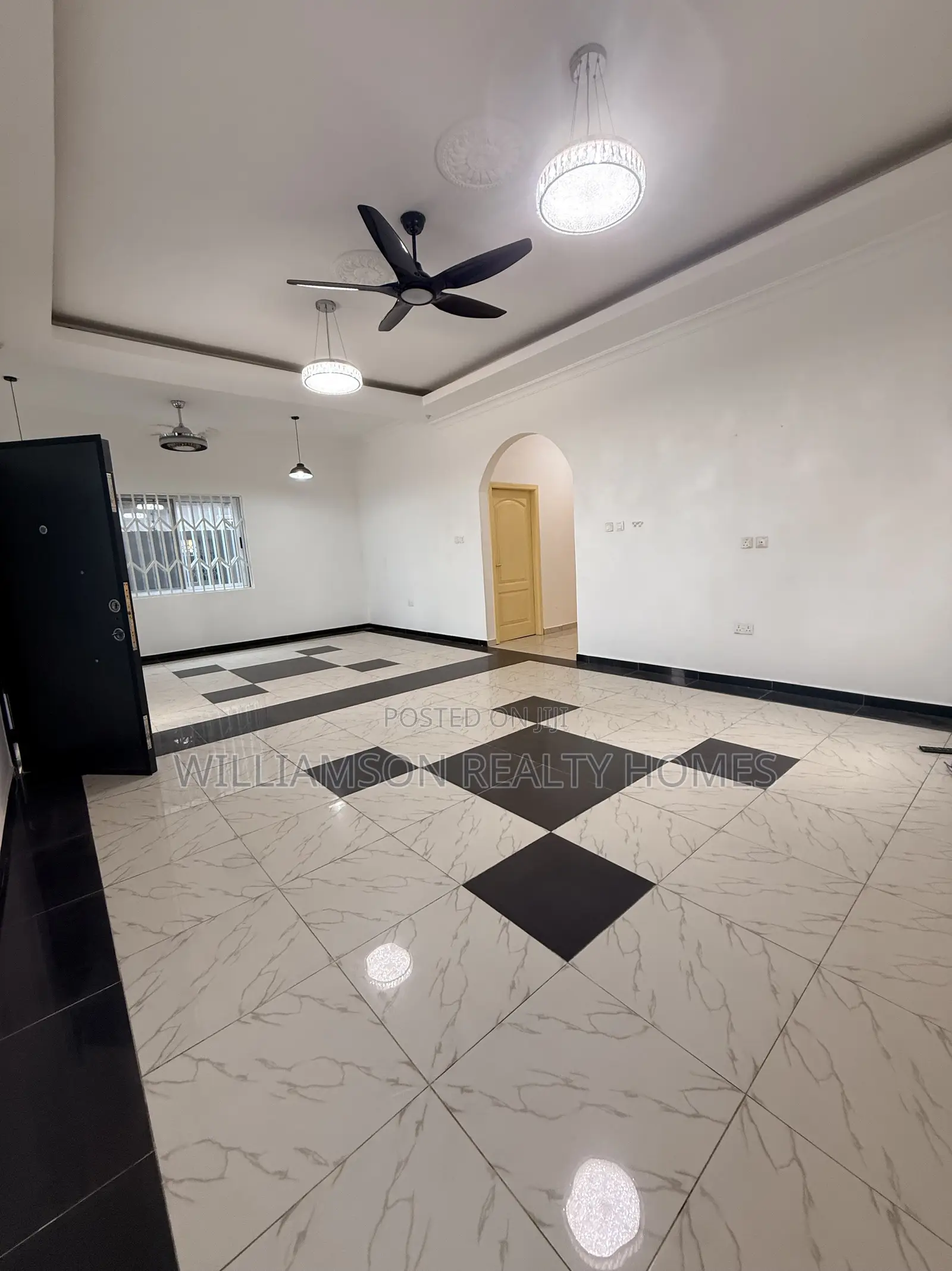 4bdrm House in Baatsonaa Total Area, Spintex for rent