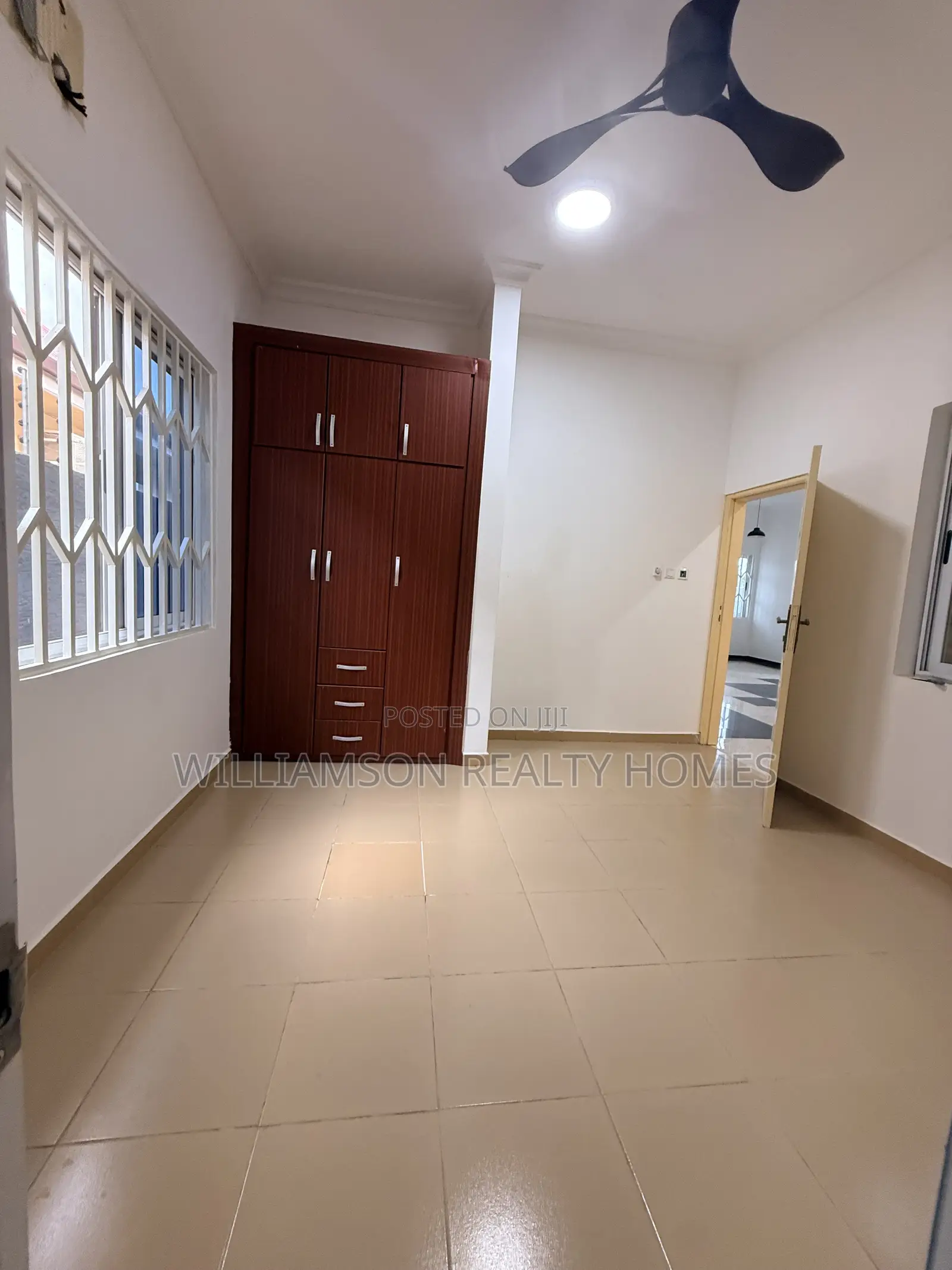 4bdrm House in Baatsonaa Total Area, Spintex for rent