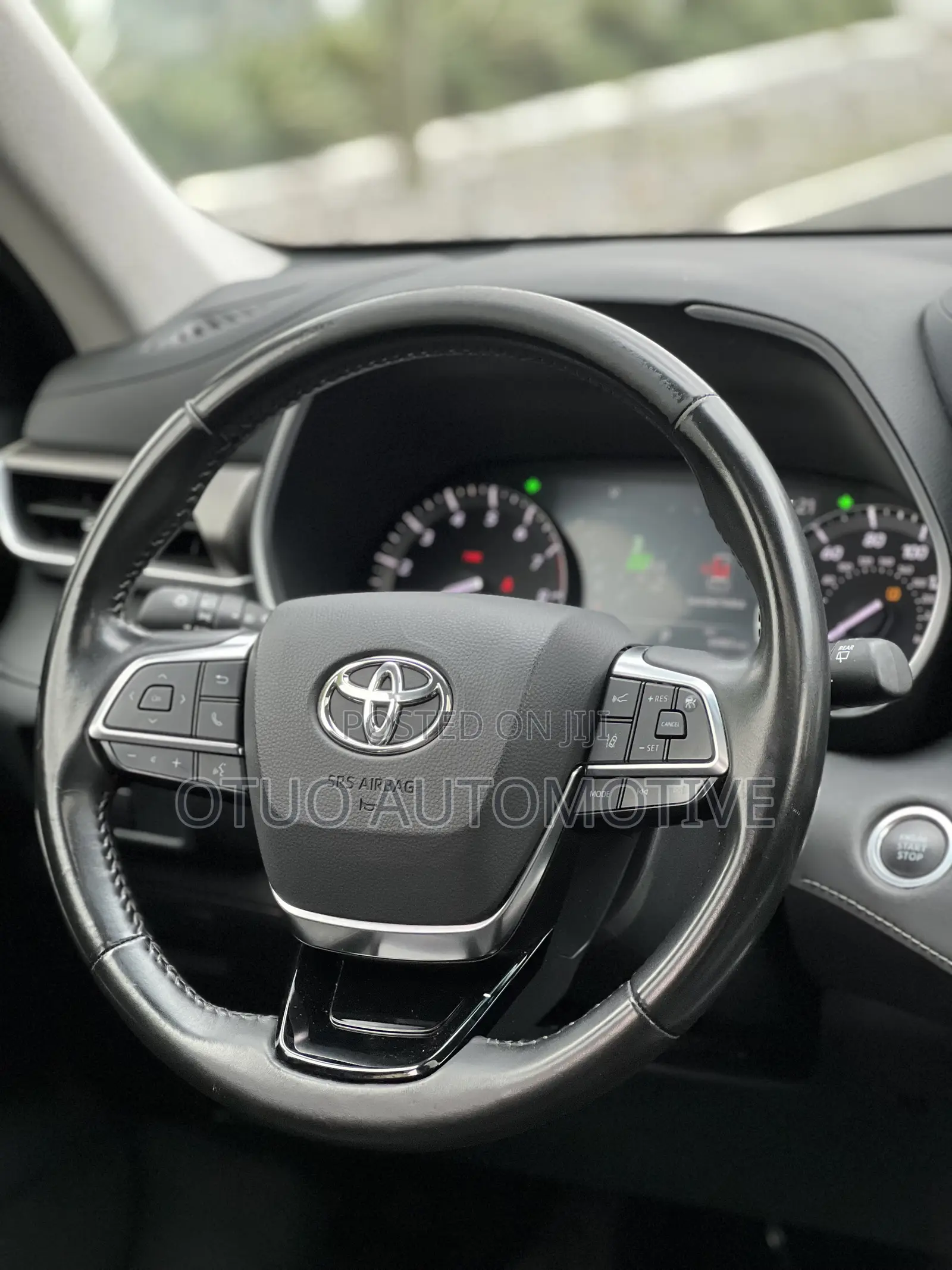 Toyota Highlander Limited 2022 Black