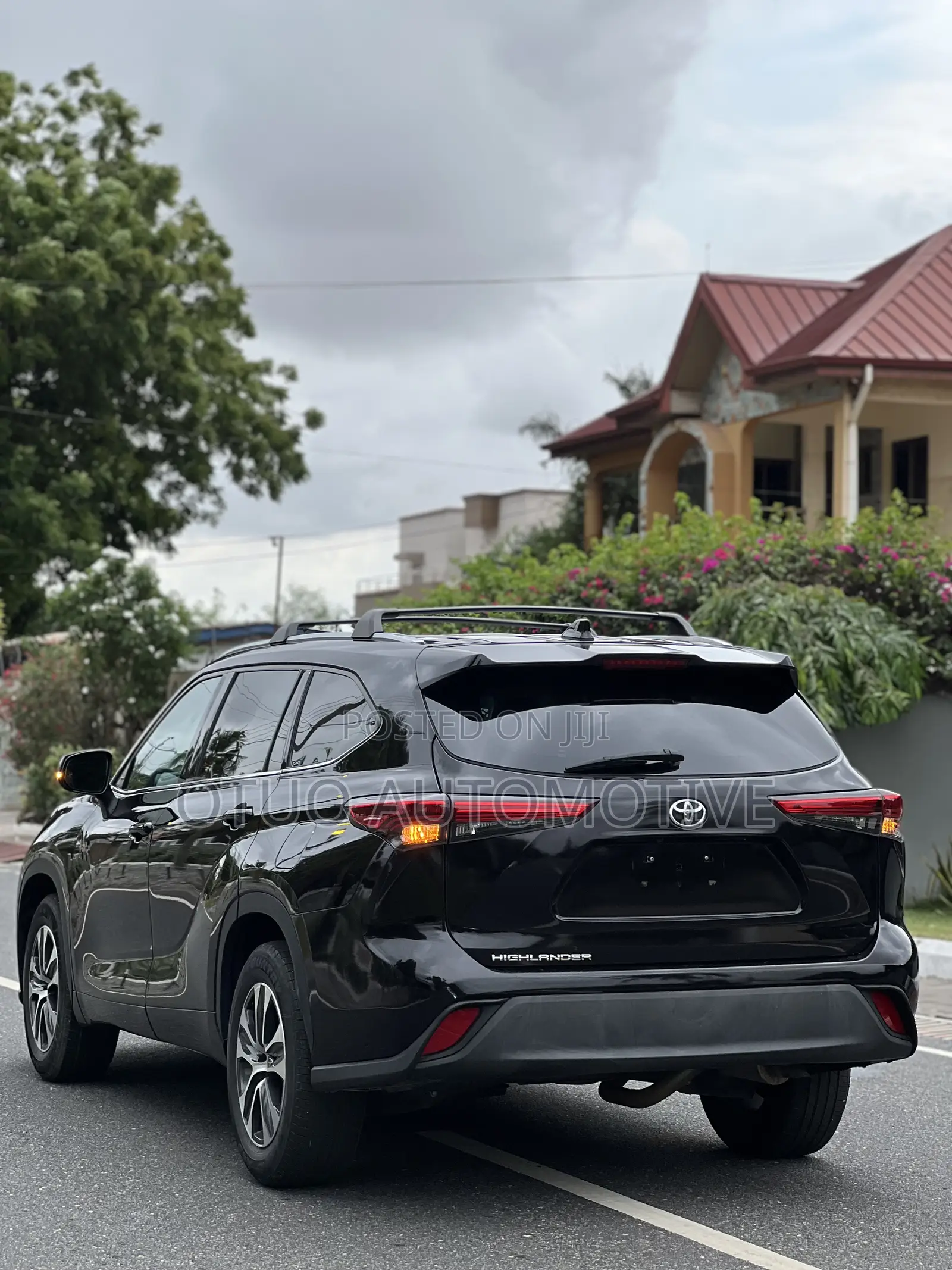 Toyota Highlander Limited 2022 Black