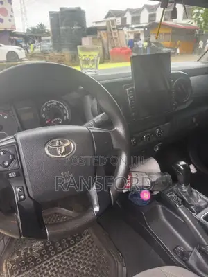 Toyota Tacoma Limited 2018 Yellow