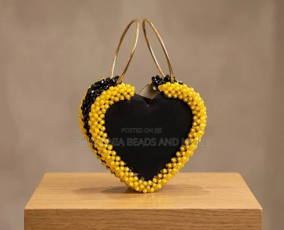 Jewllery Shop With Anklets, Waist Beads,Beaded Bags,Earrings