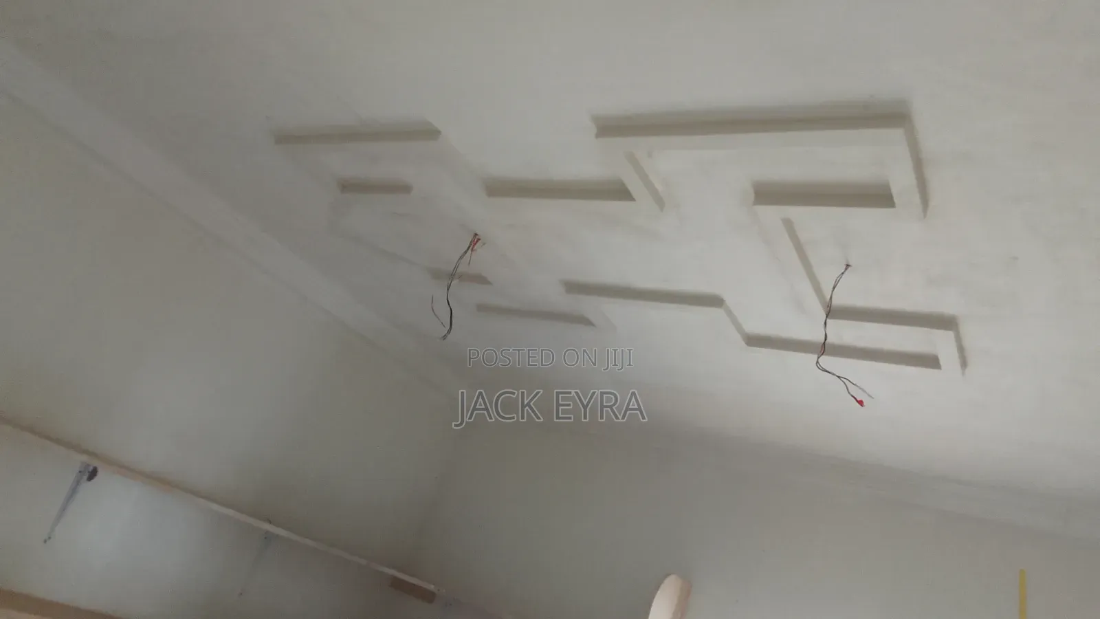 Pop Ceiling Graffiato and Painting Decor