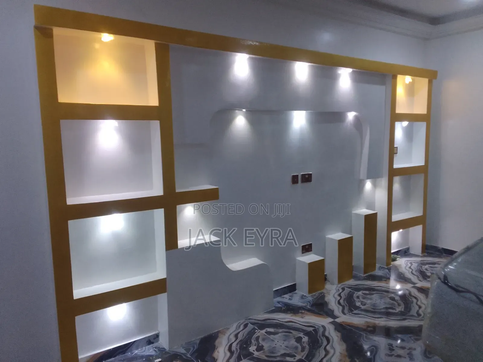 Pop Ceiling Graffiato and Painting Decor