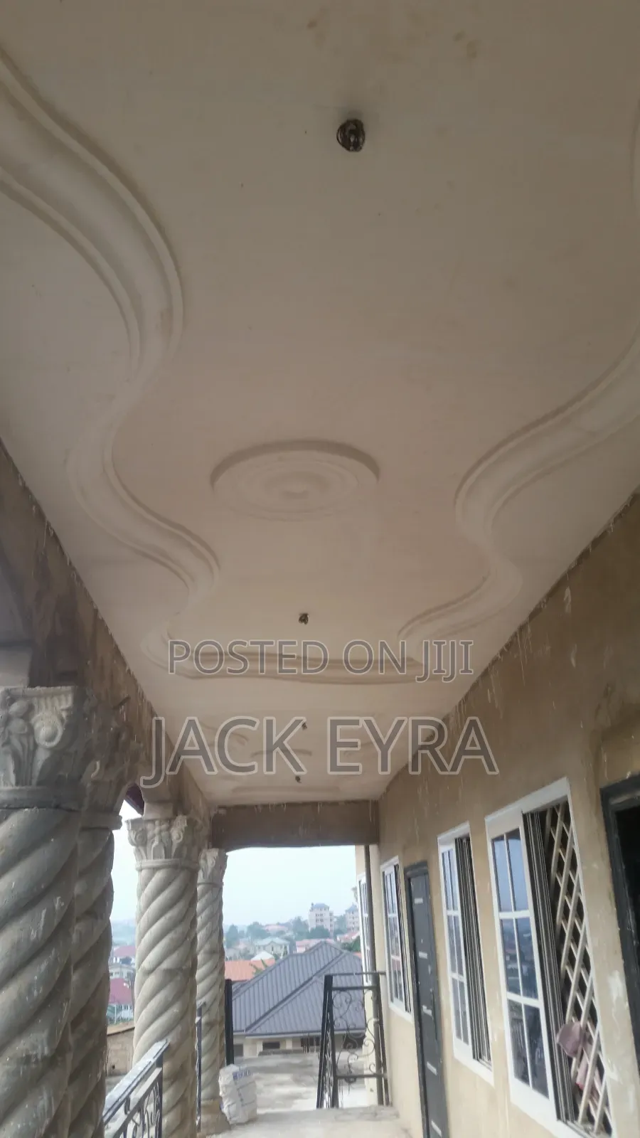 Pop Ceiling Graffiato and Painting Decor