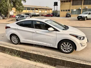 Hyundai Elantra Sport 4dr Sedan (2.0L 4cyl 6A) 2015 White