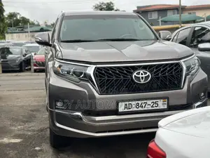 Toyota Land Cruiser Prado 2017 Gray